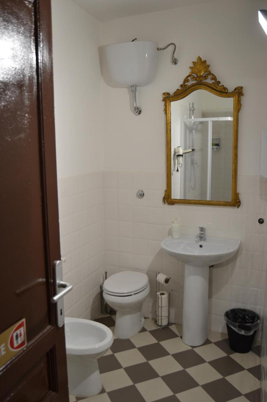 Hotel Time Out Piza Zewnętrze zdjęcie