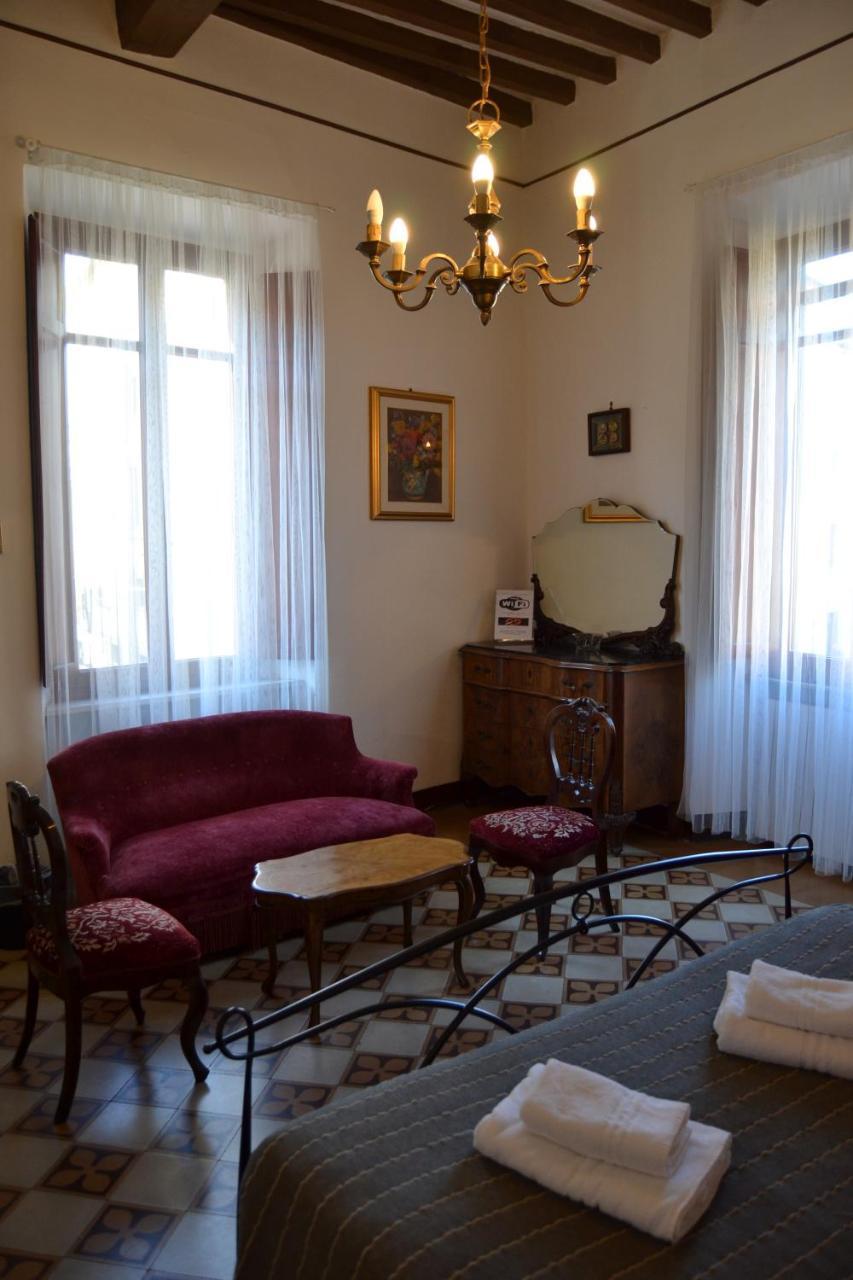 Hotel Time Out Piza Zewnętrze zdjęcie
